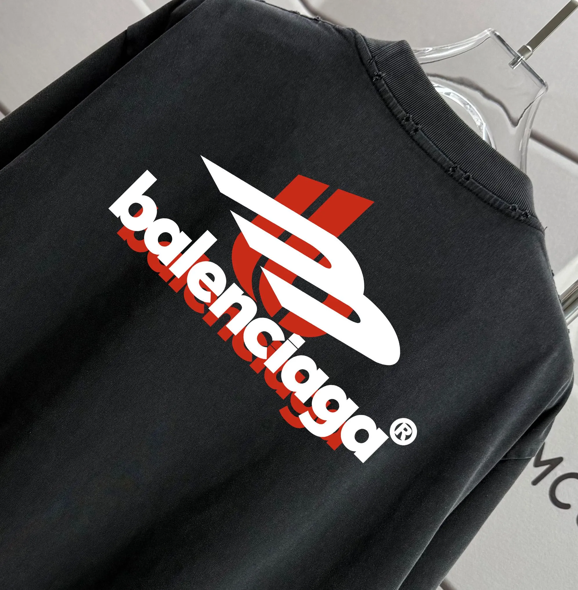 # * Balenciag*2026 New Arrival 320 tee Same Style : Size :S M L XL XXL Size： S （90-130 ） M （120-150 ） L （140-165 ） XL （160-180 ） XXL （180-210 ）